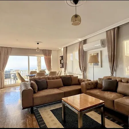 уютная с шикарным панорамным видом Alanya