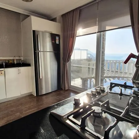 уютная с шикарным панорамным видом Alanya