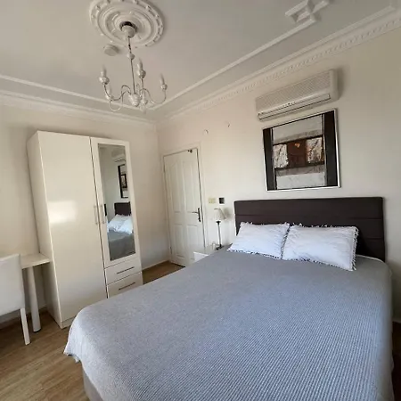 уютная с шикарным панорамным видом Apartament