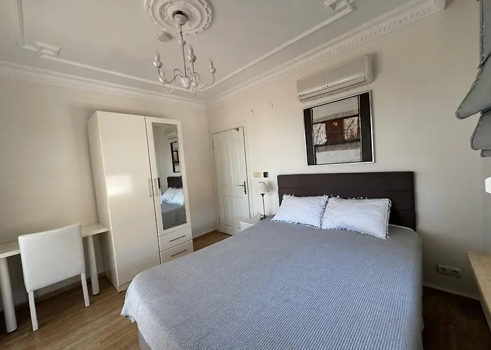 уютная с шикарным панорамным видом Apartament