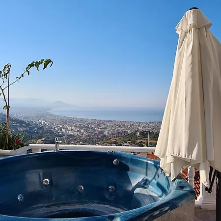 Διαμέρισμα уютная с шикарным панорамным видом *